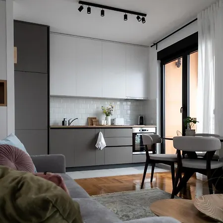 Zeba Apartment *
