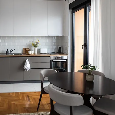 Zeba Apartment